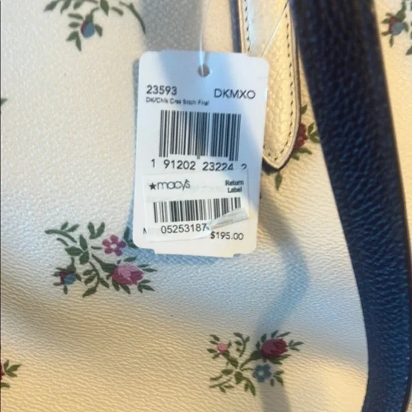 NWT Coach White Tote Bag with Floral Design - Picture 10 of 15